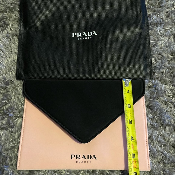 Prada pink slim wallet/ bag - Picture 4 of 7